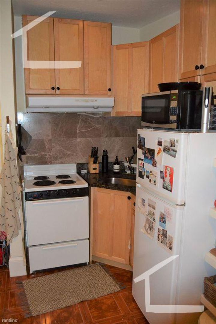 Brookline Condo: 7-69 Babcock St