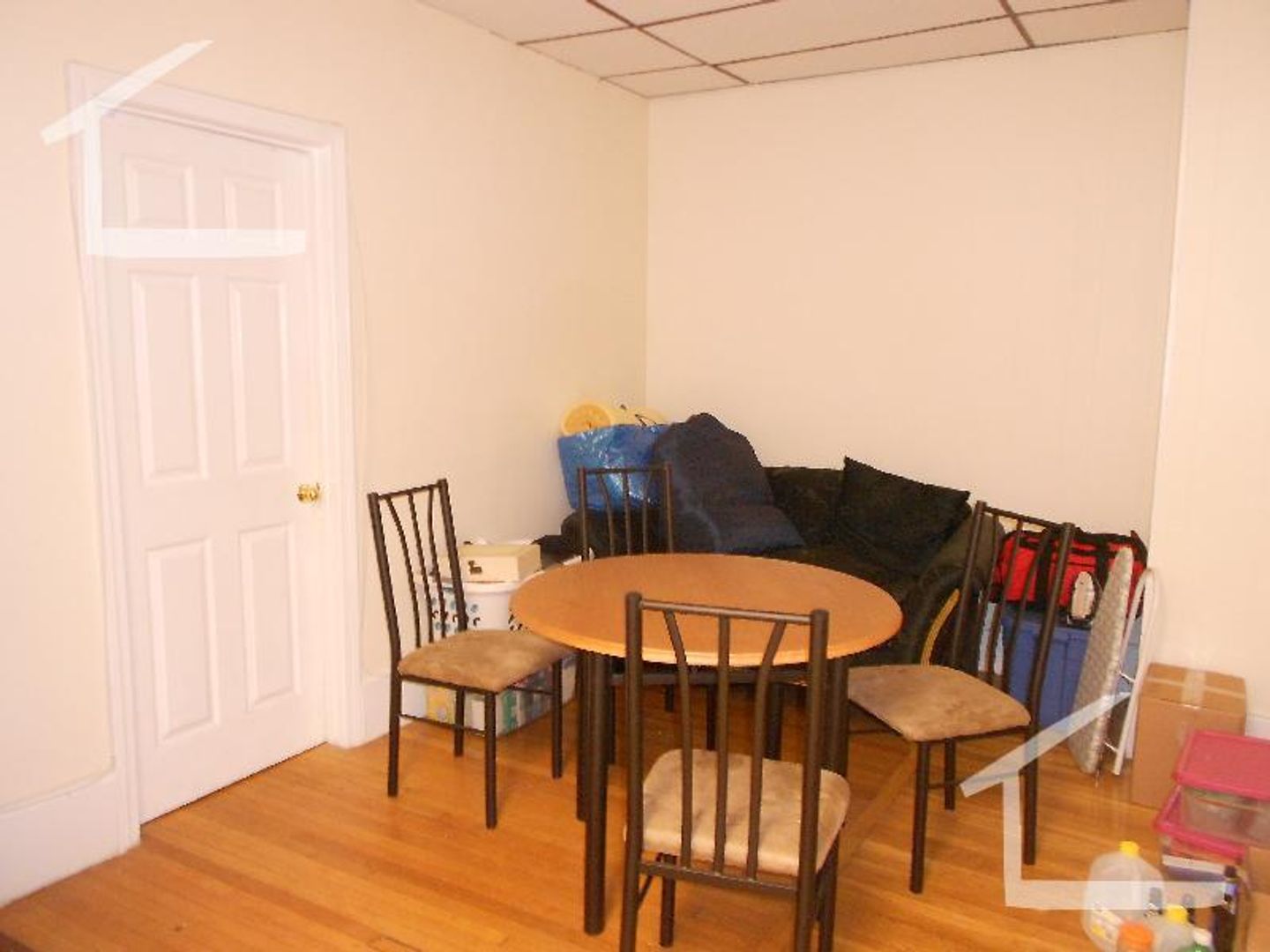 Boston House: 879 Beacon St.