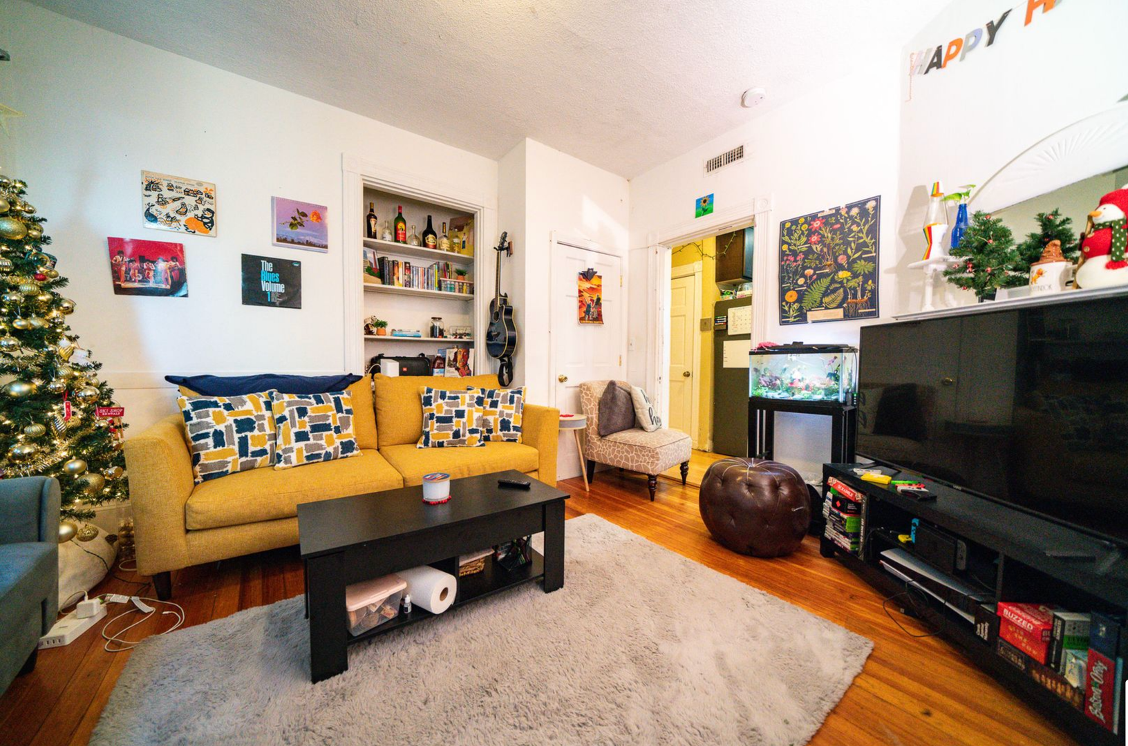 Mission Hil House: 35 Calumet St