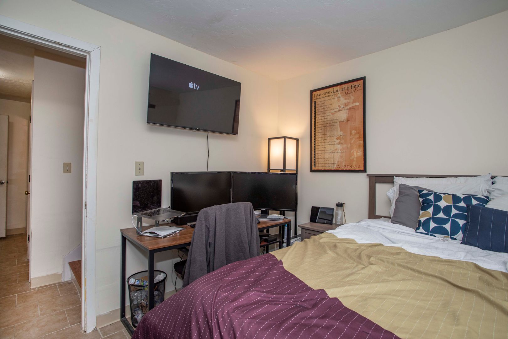 Boston House: 7 Terrace St