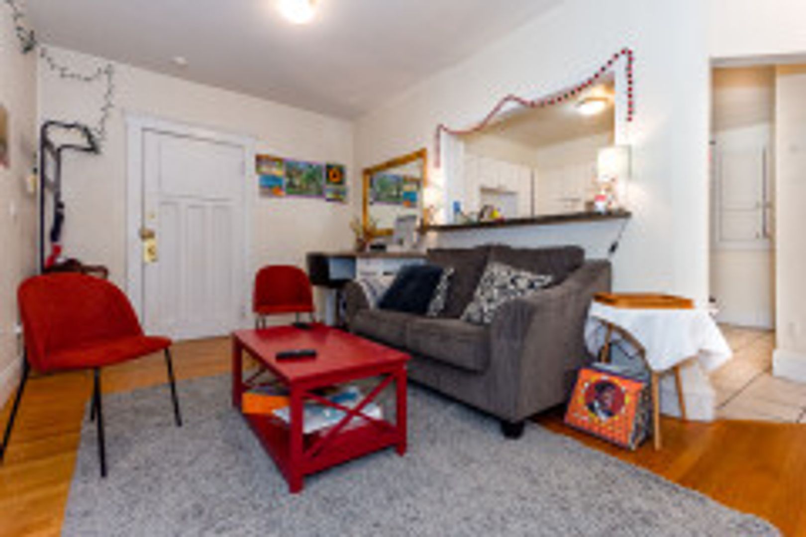 Brookline Condo: 54 Egmont St