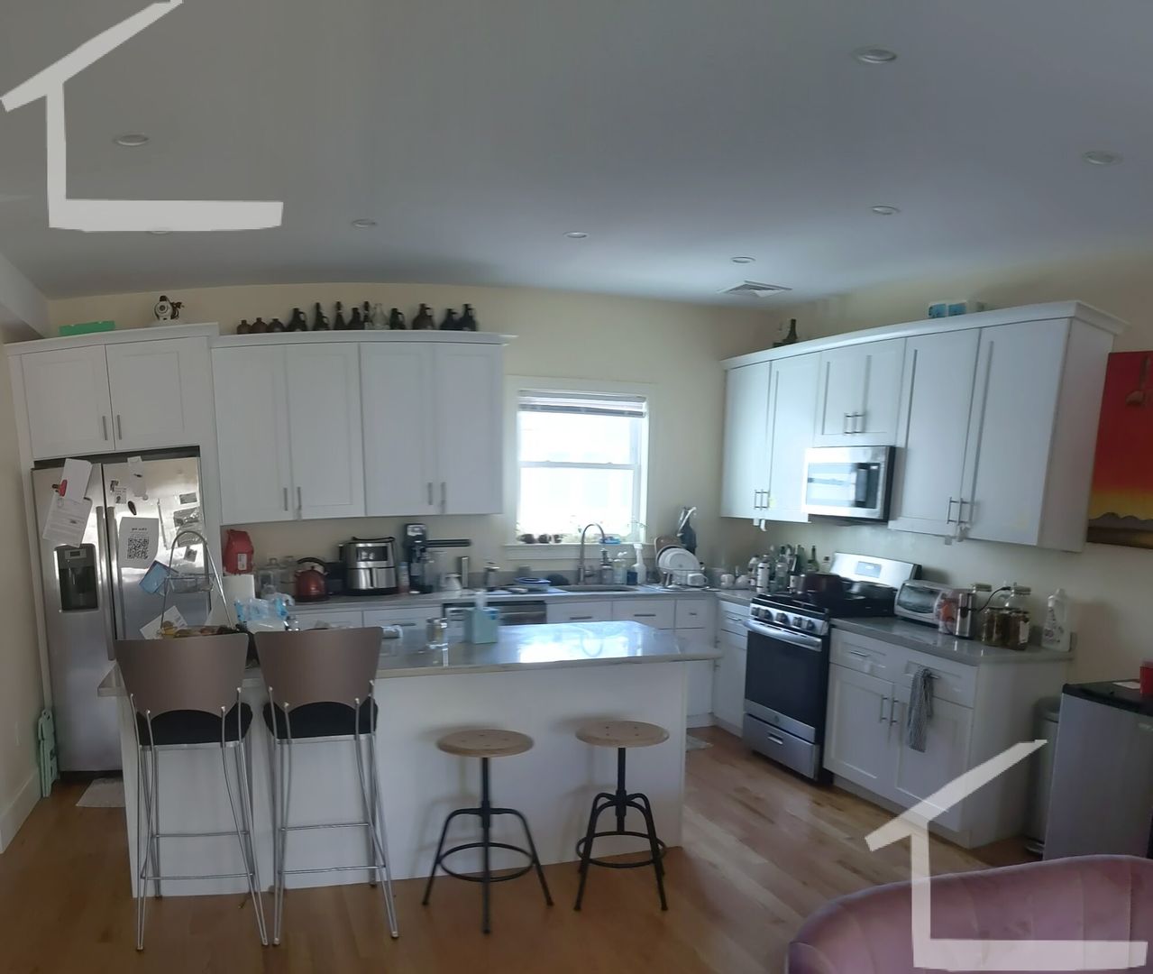 Boston House: 7 Sparhawk St