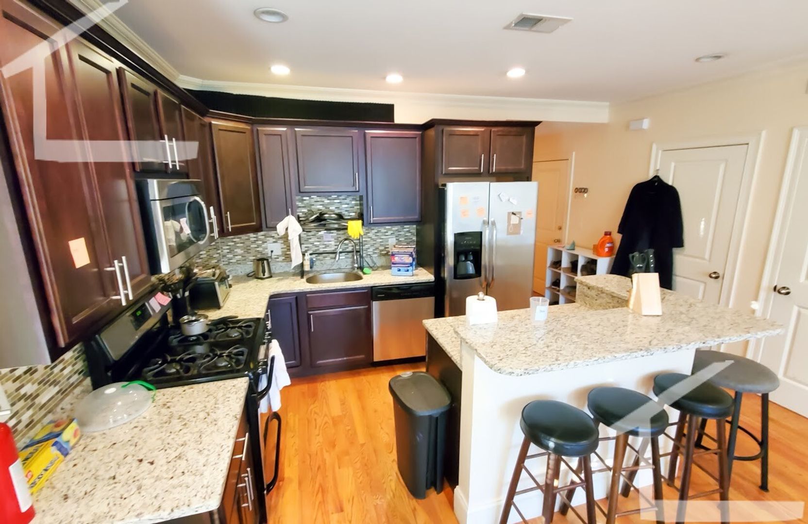 Boston Condo: 9 Sparhawk St.