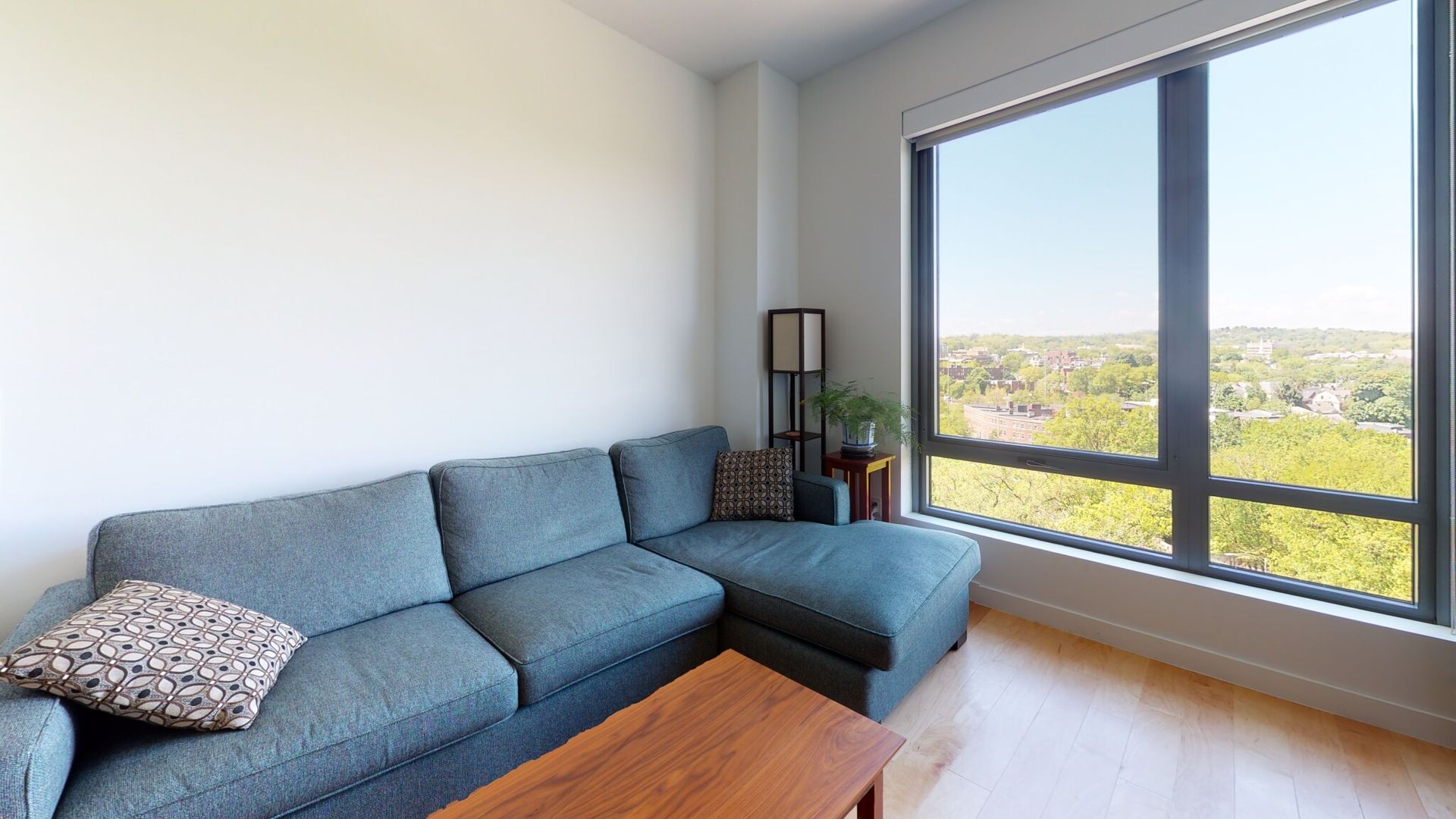 Boston Condo: 84 Fenwood Road