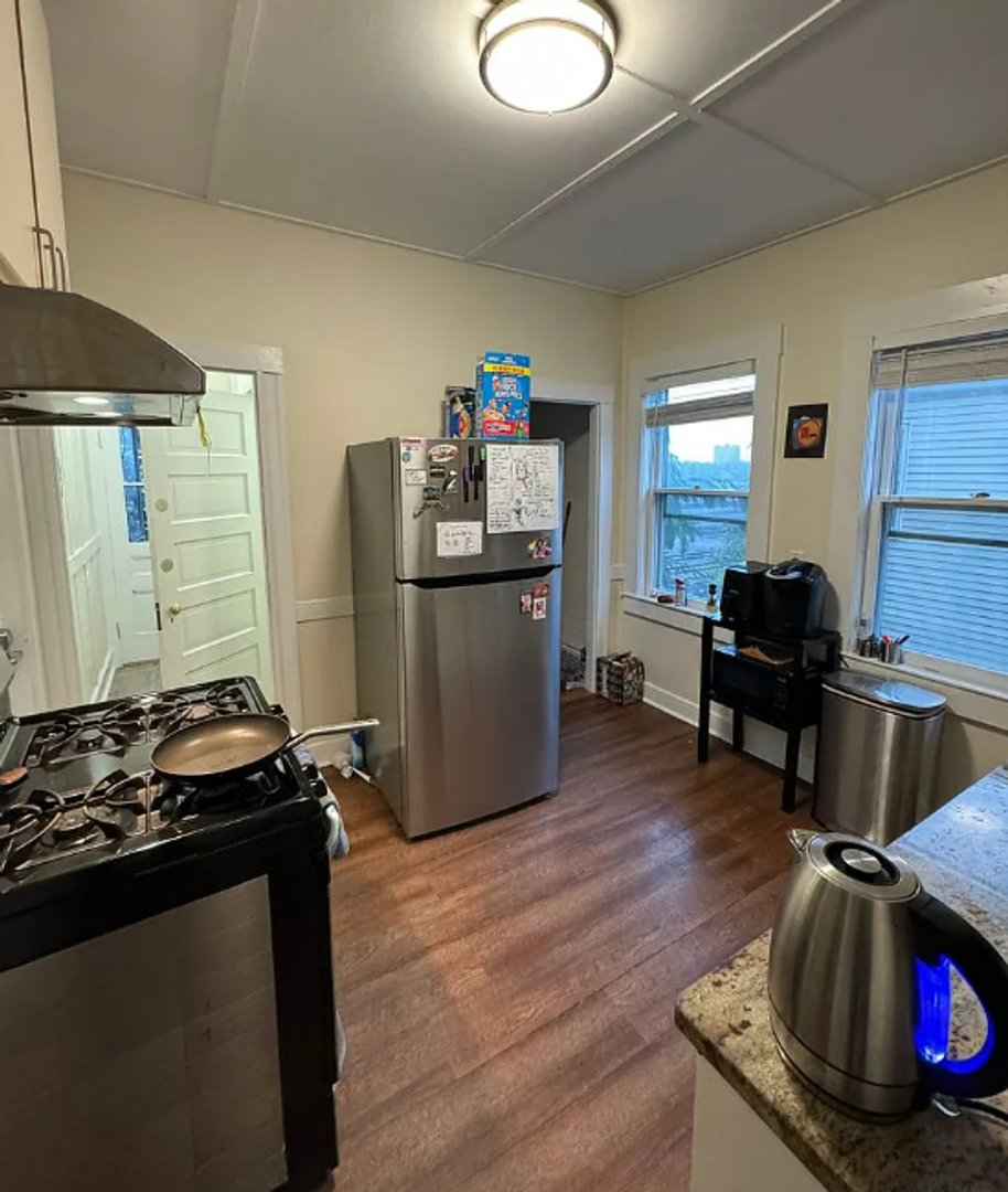 Boston House: 11 Sawyer Terrace