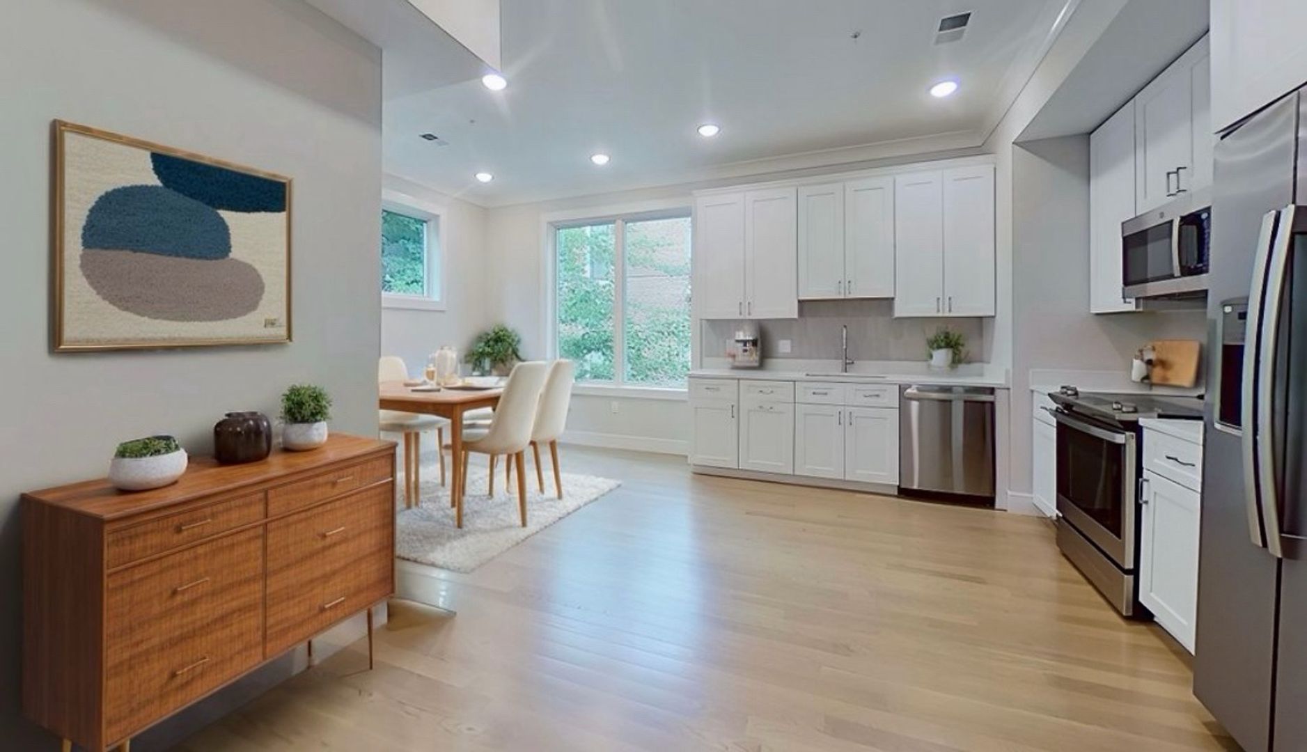 Boston Condo: 106 Warren St