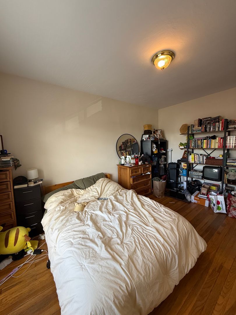 Boston Condo: 97 Strathmore Rd