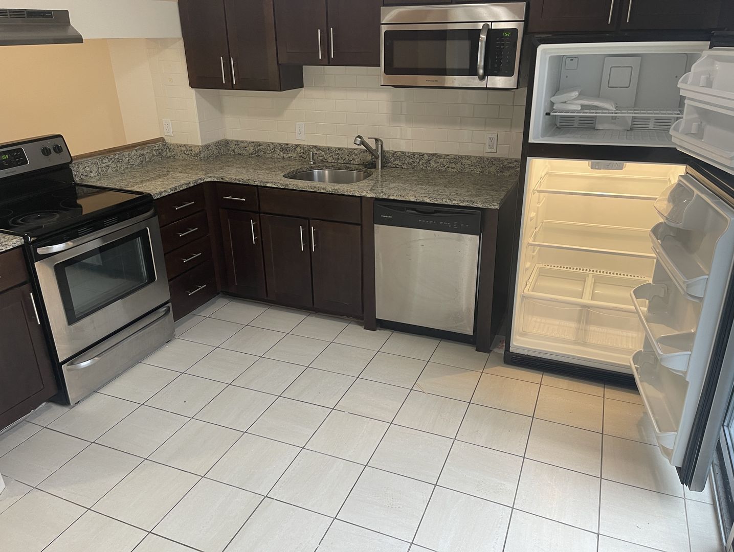 Boston Townhome: 138 North Beacon Street