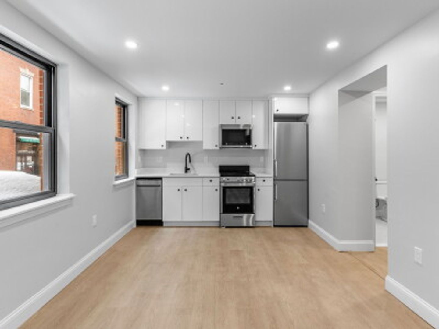 Boston Condo: 4 Hull St.