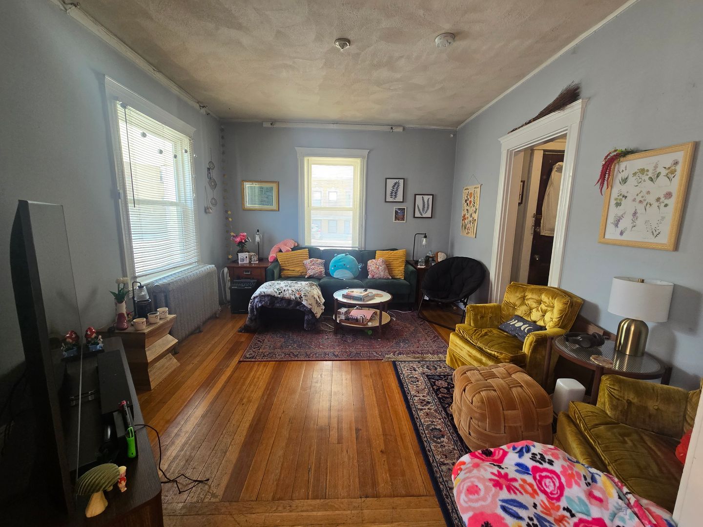 Allston Condo: 208 Kelton St