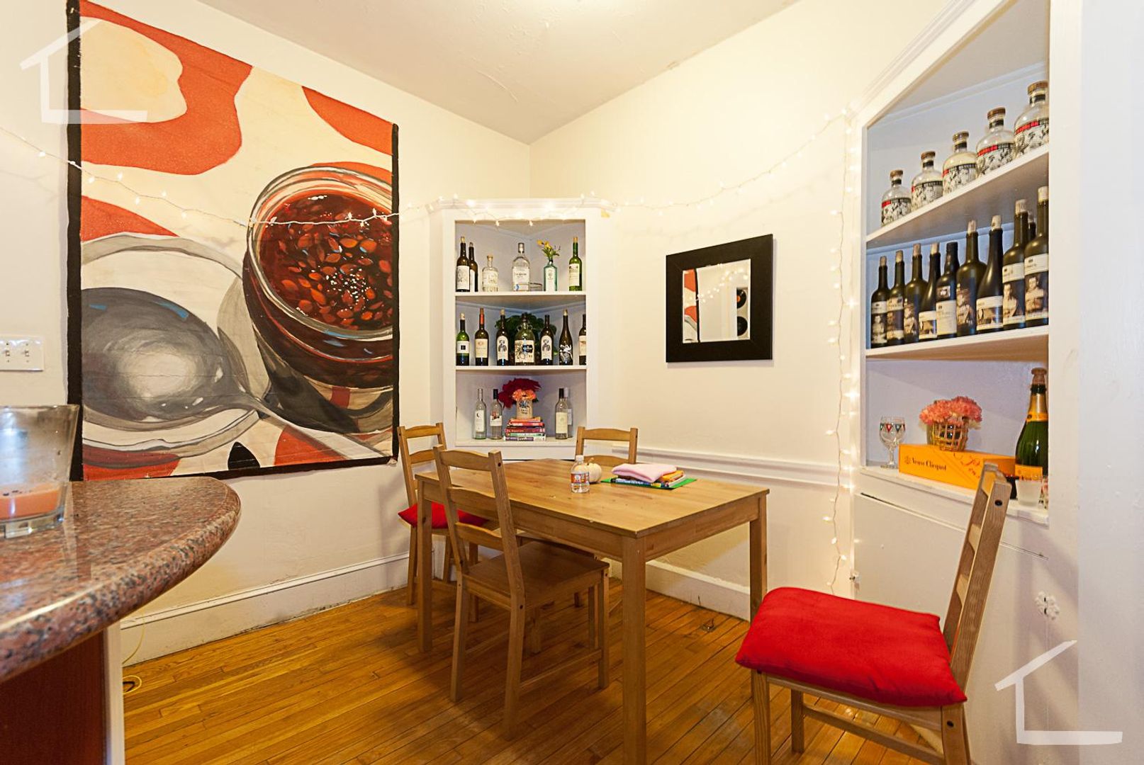 Brookline Condo: 85 Egmont St