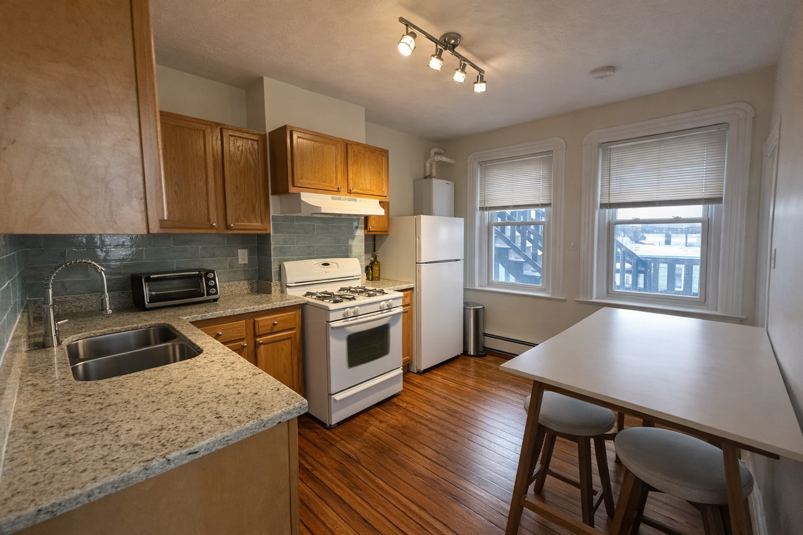 Cambridge House: 1056 Cambridge St