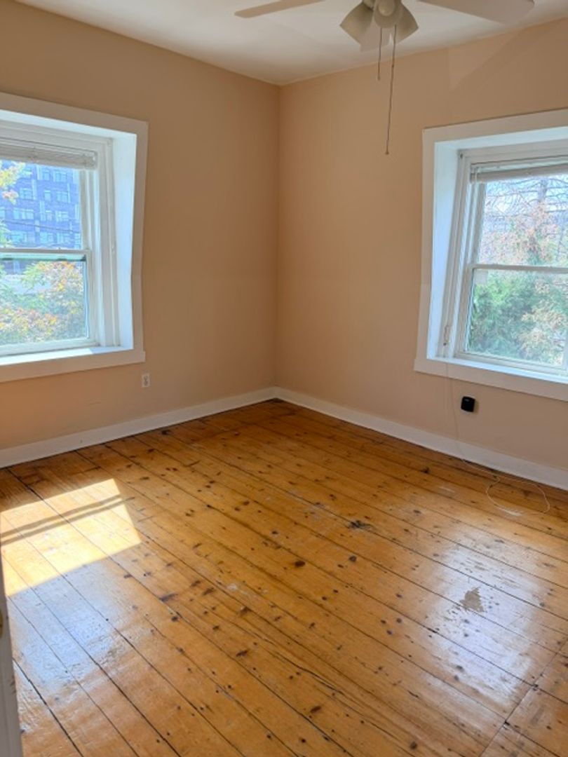 Allston Apartment: 290-292 Lincoln St