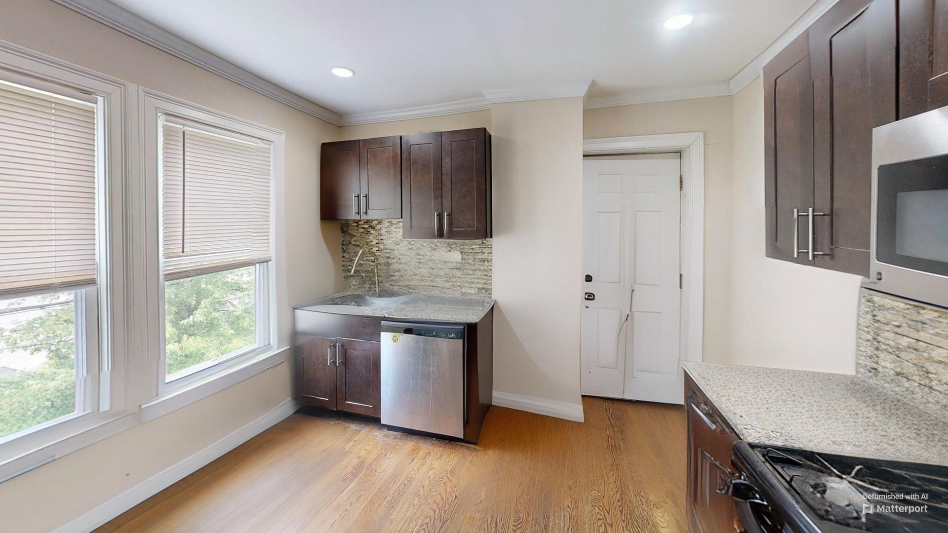 Boston House: 2971 Washington St