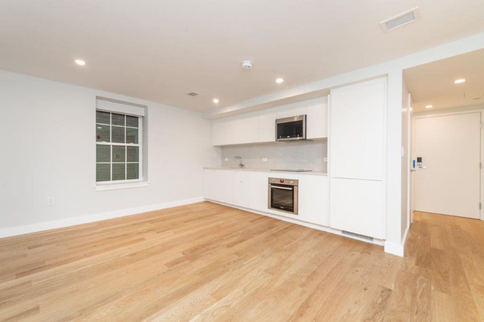 Boston Condo: 22 Fleet St.