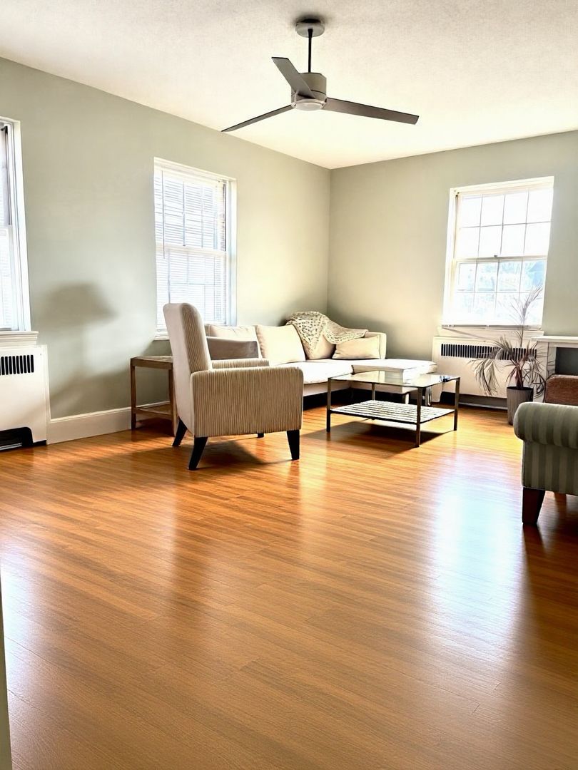 Brookline Condo: 36 Browne St