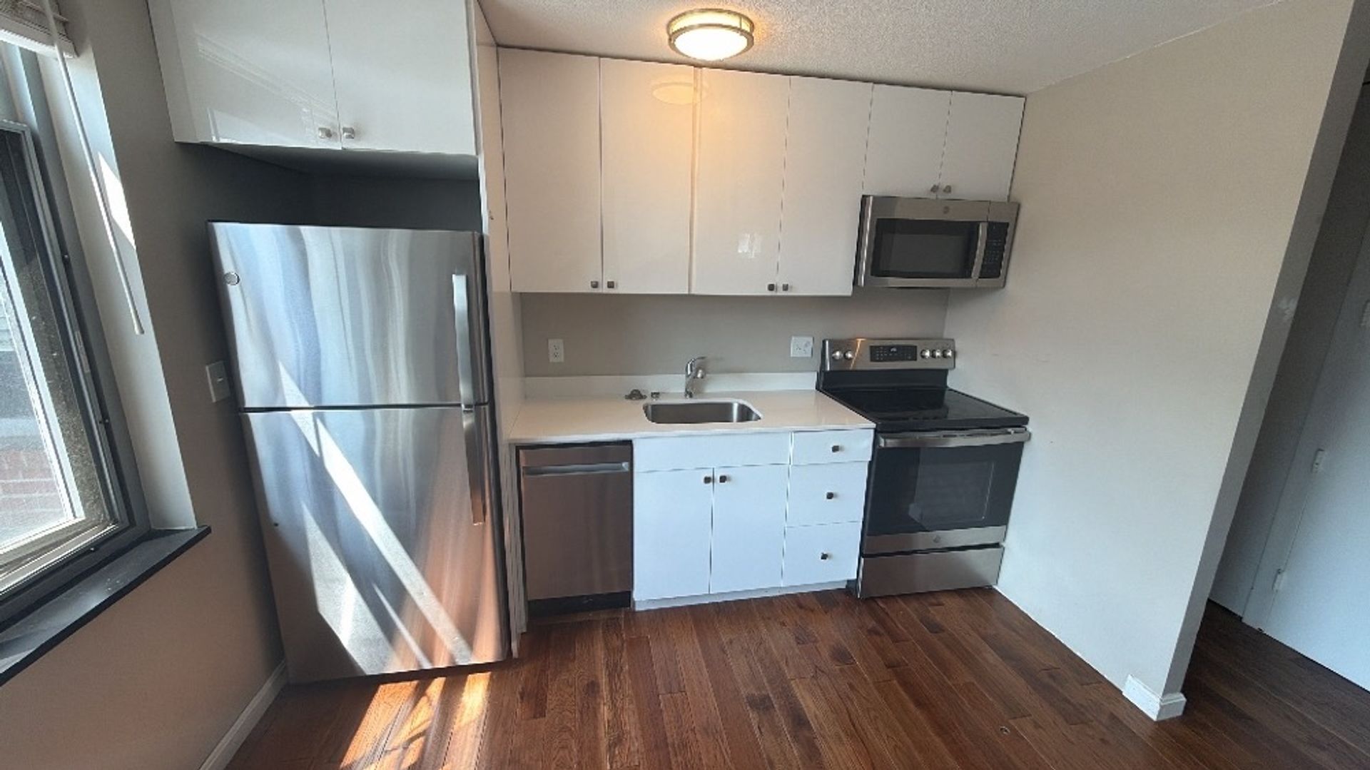 Belmont Condo: 125 Trapelo Rd
