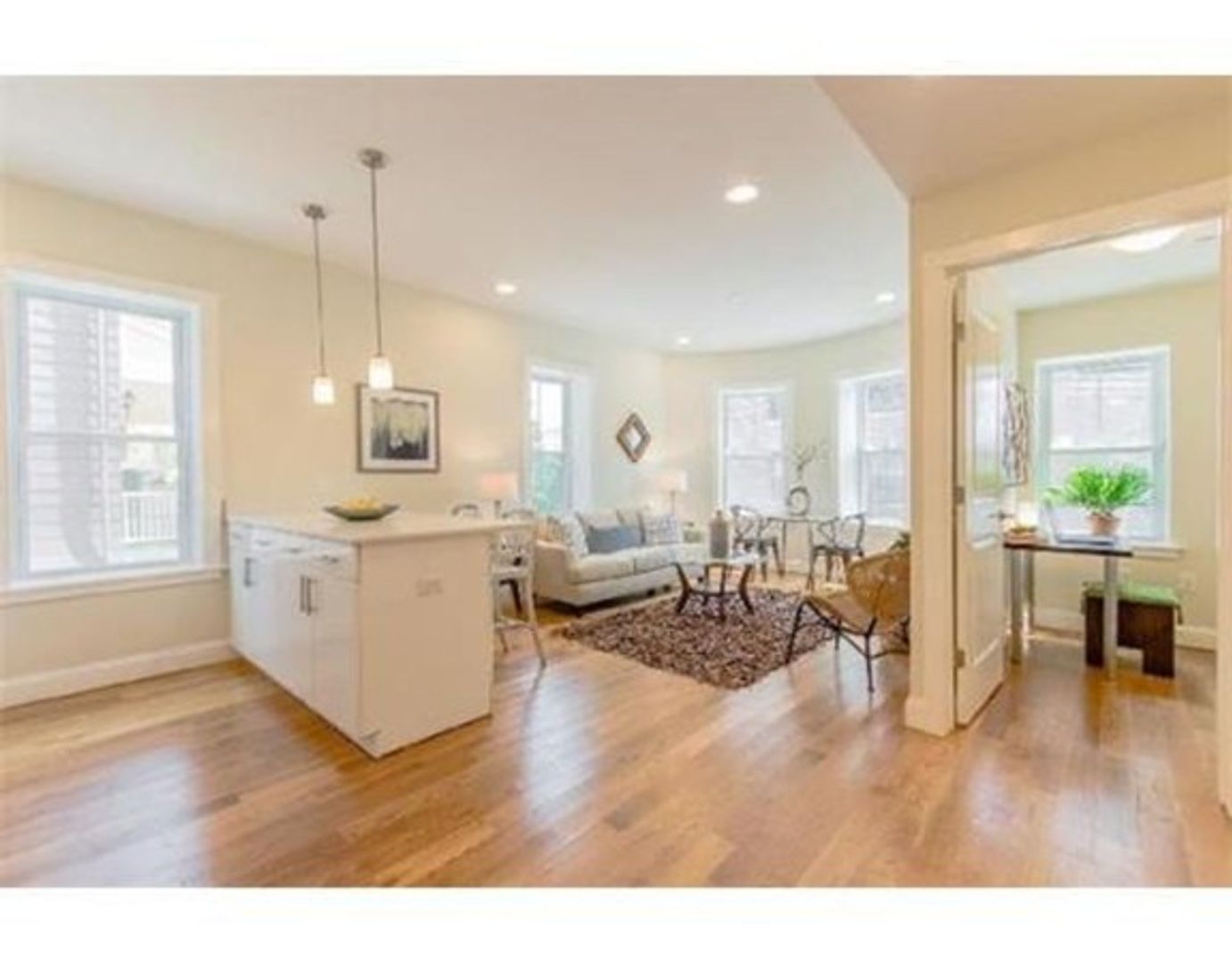 Brookline Condo: 50 Kent St