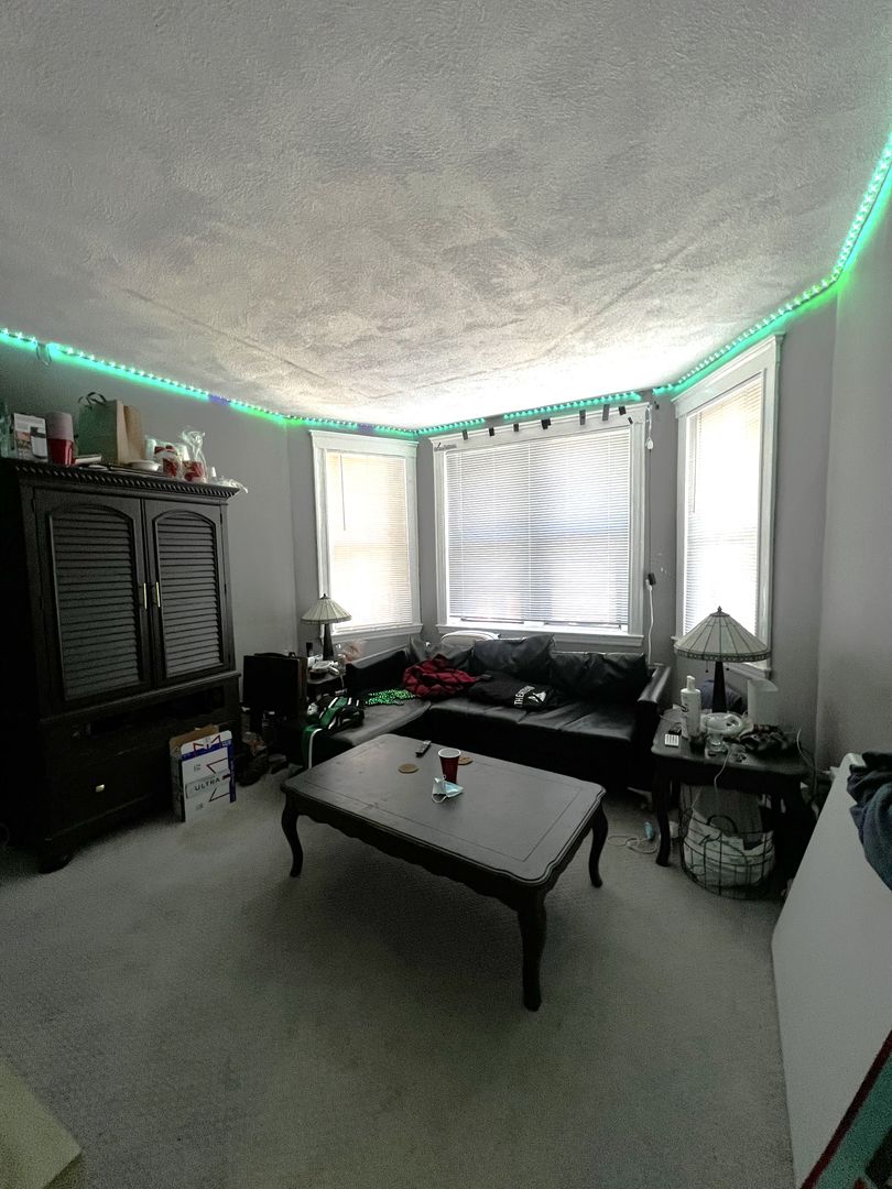 Boston House: 451 Park Drive