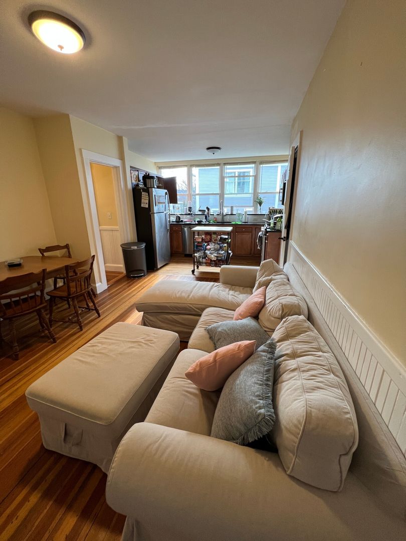 Somerville Condo: 340 Beacon St