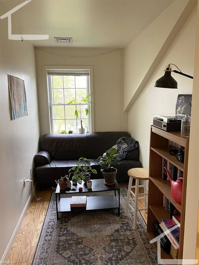 Boston Condo: 25 Raymond St.,