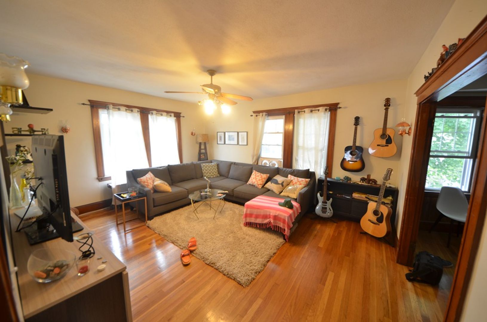 Boston House: 6 Oliva Rd