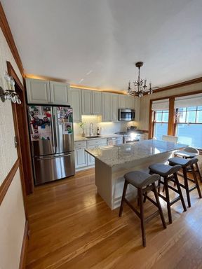 NO FEE!! LOWER ALLSTON 4 BED/2 BATH WITH CENTRAL AIR, W/D, AND PARKING INCLUDED – photo 1