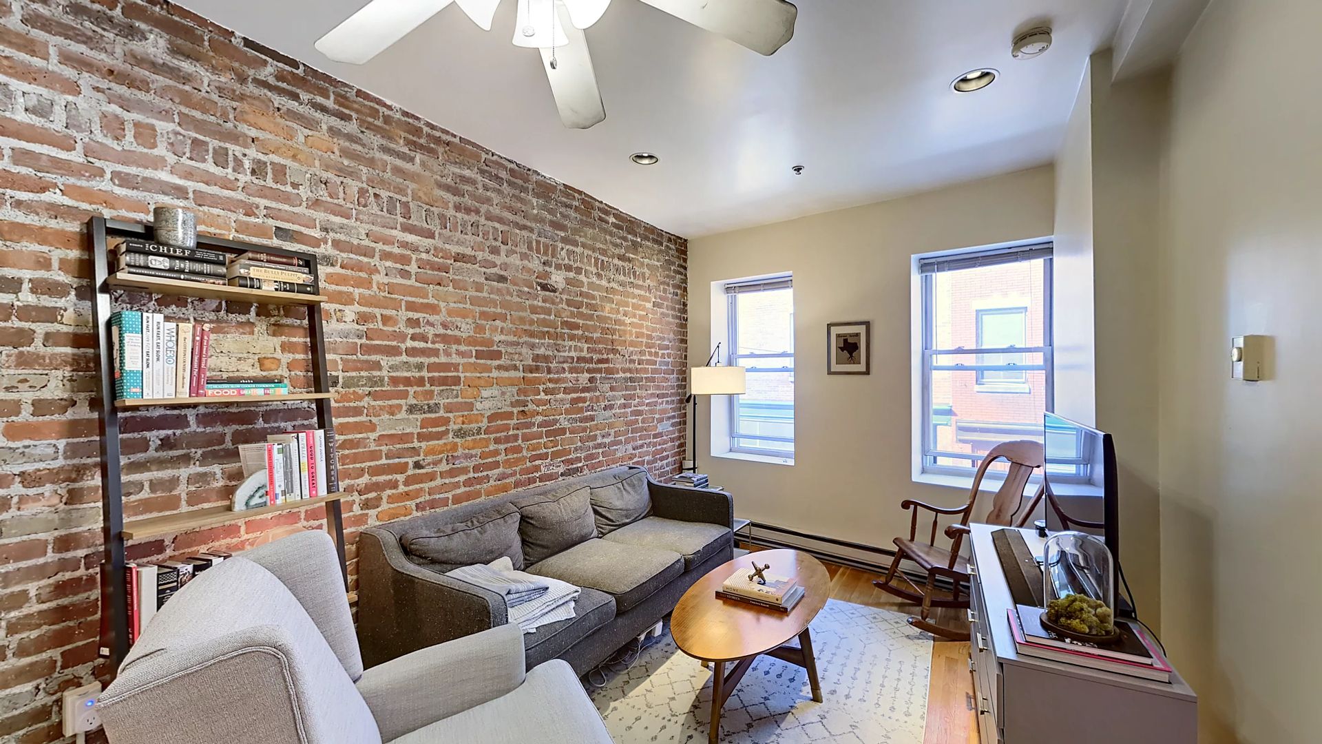 Boston Condo: 1001 Prince St