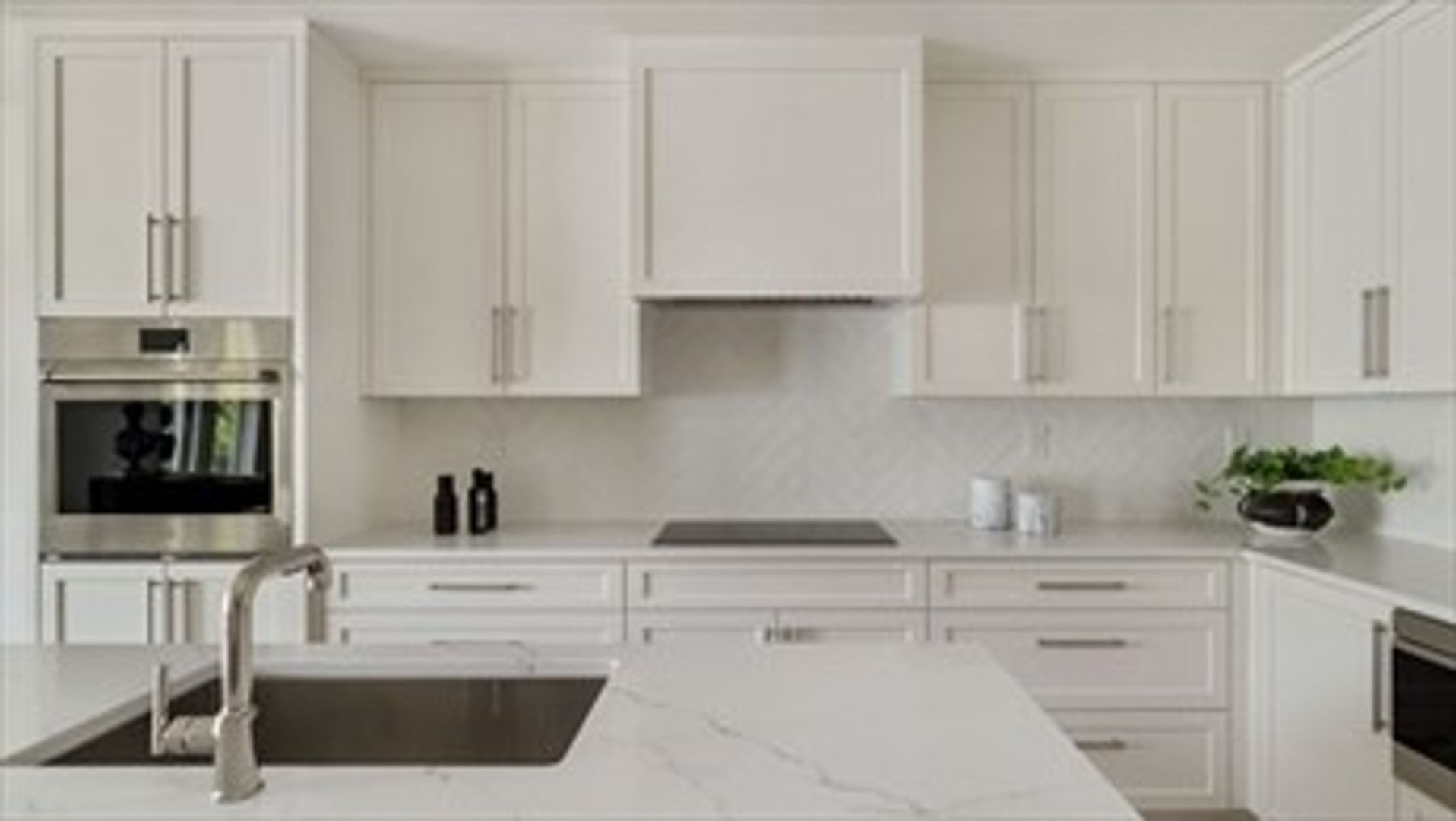 Newton Condo: 20 Kinmonth Rd