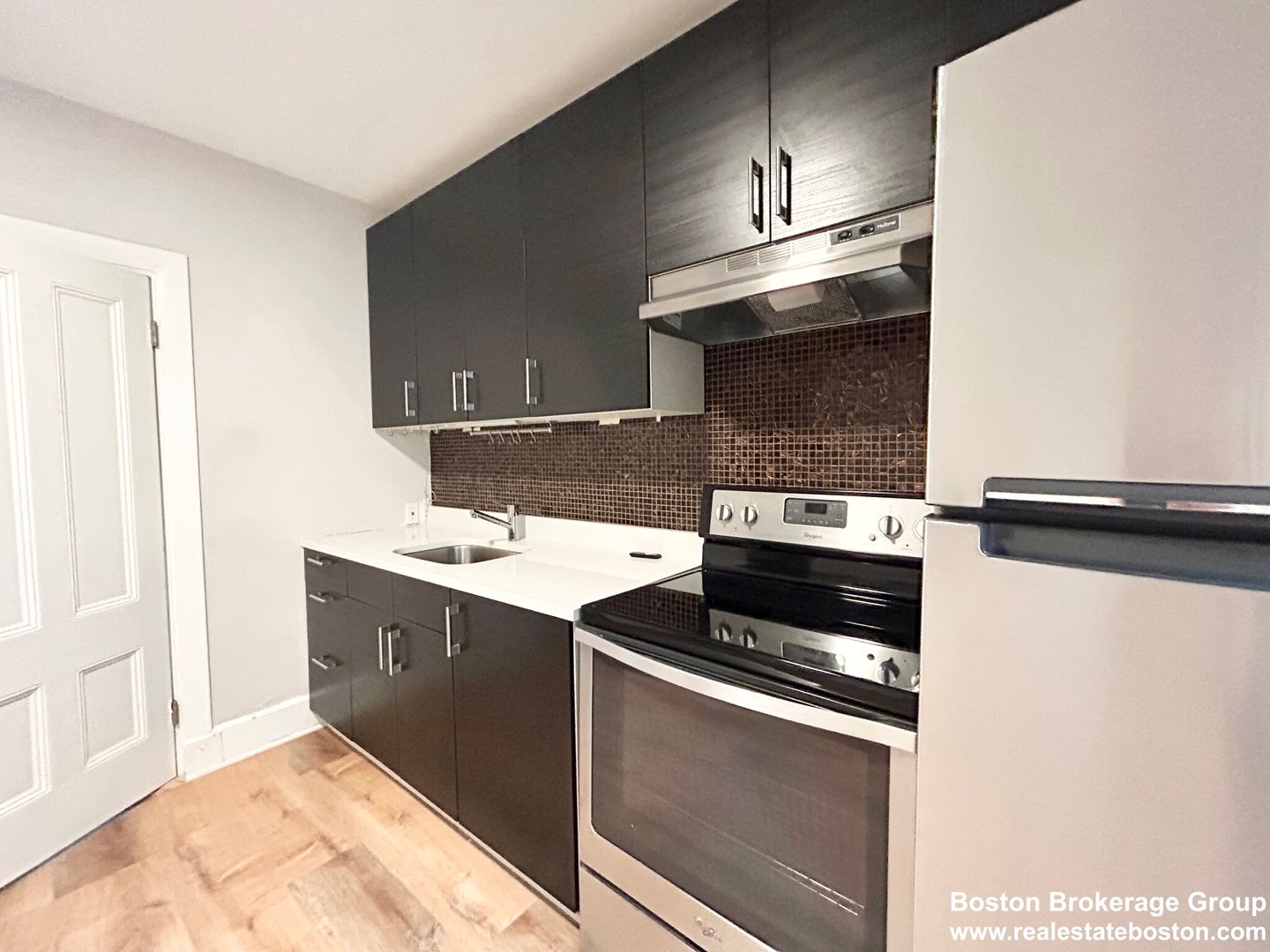 Boston Condo: 14 Warwick St