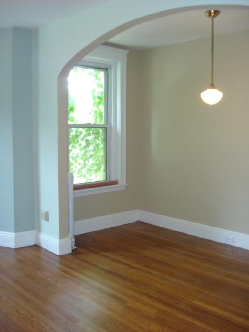 Brookline House: 198 Saint Paul St.