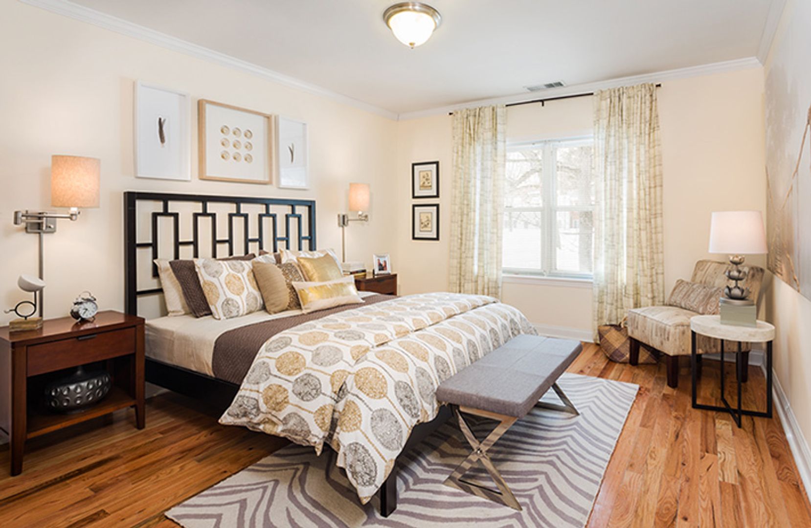 Brookline Condo: 90 Gerry Road