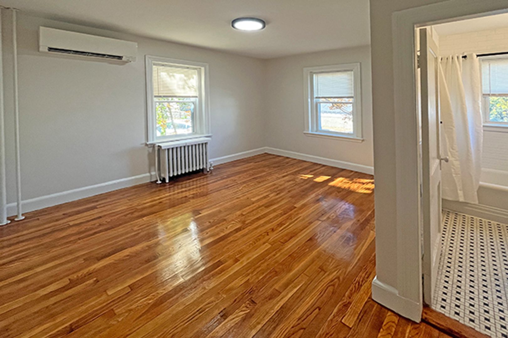 Waltham House: 95 Adams St