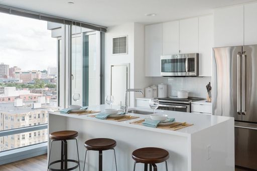 LUXURY FENWAY STUDIO AVAILABLE FOR A MID-AUGUST MOVE-IN - LAUNDRY IN-UNIT, A/C – photo 1
