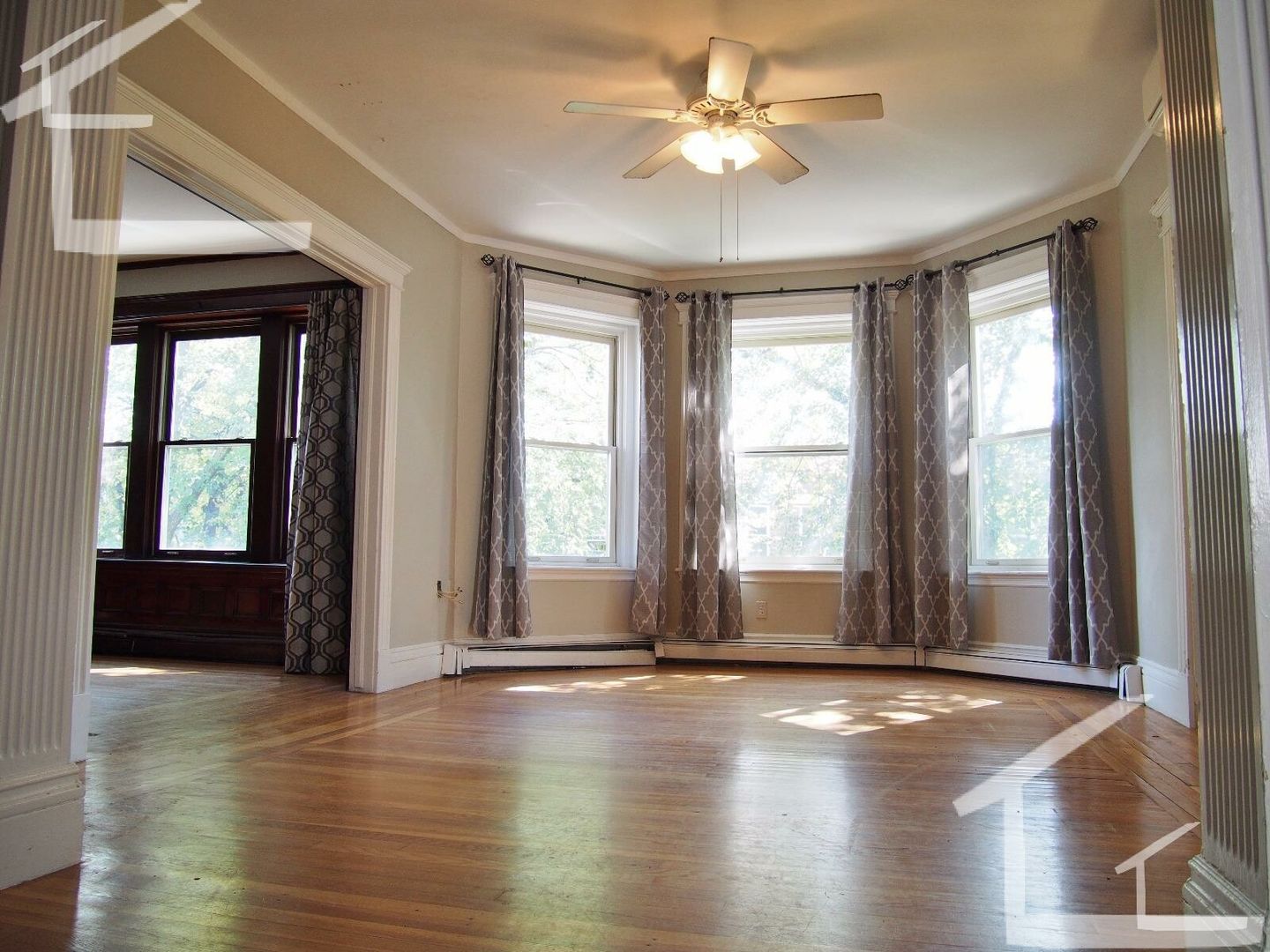 Brookline Condo: 19 Euston St.