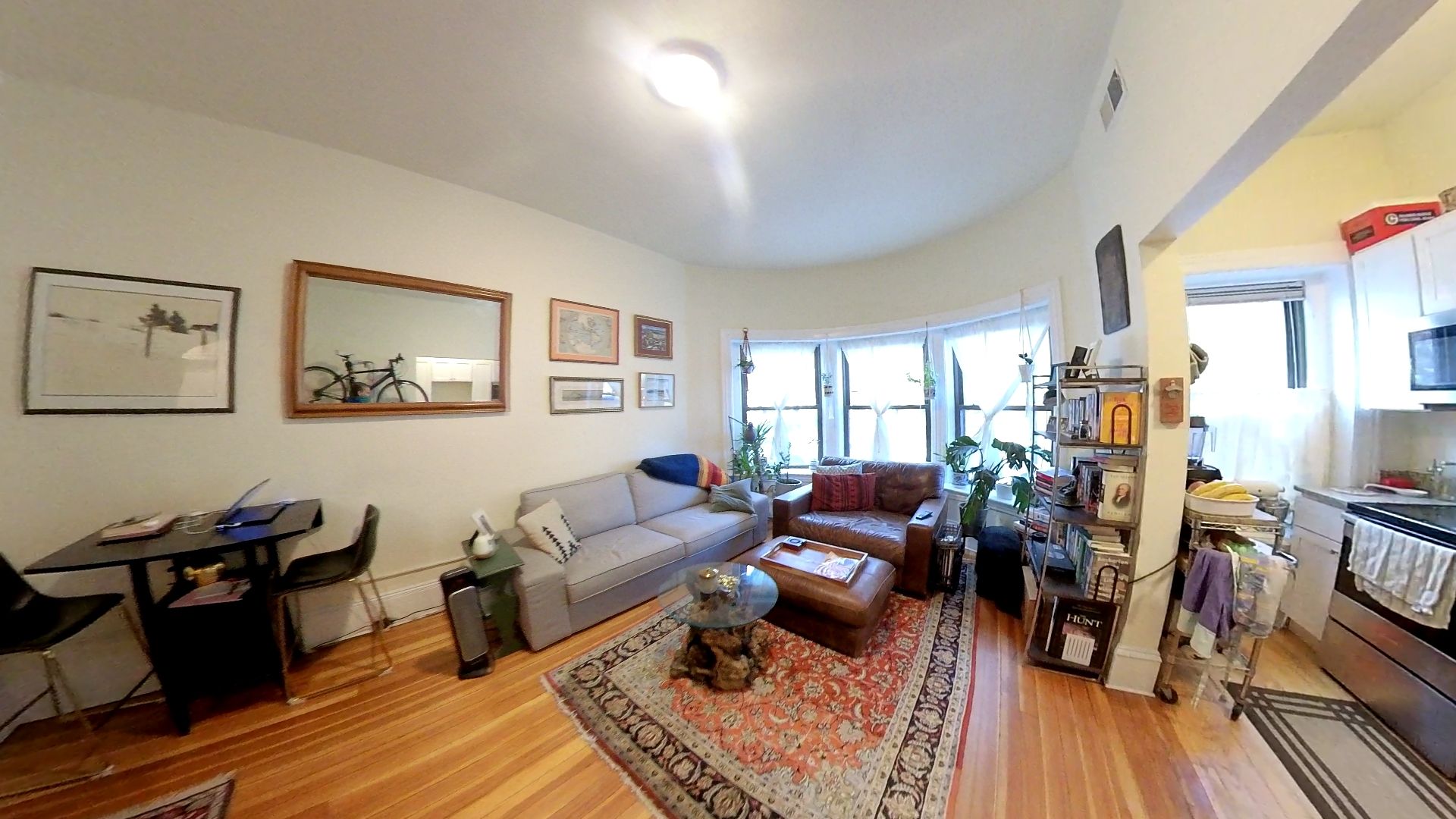 Brookline Condo: 1463 Beacon St