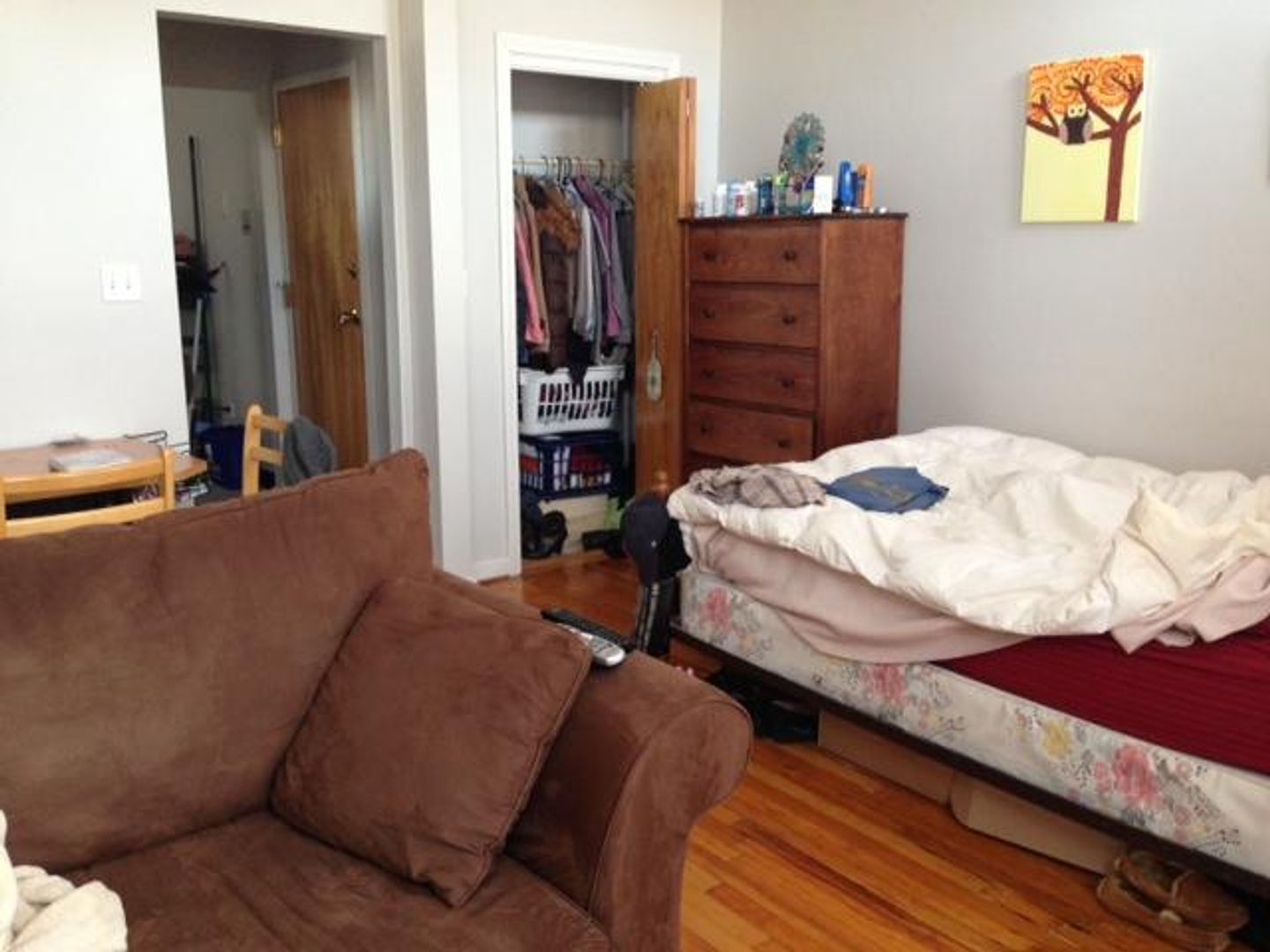 Brighton Apartment: 206 Chestnut Hill Ave