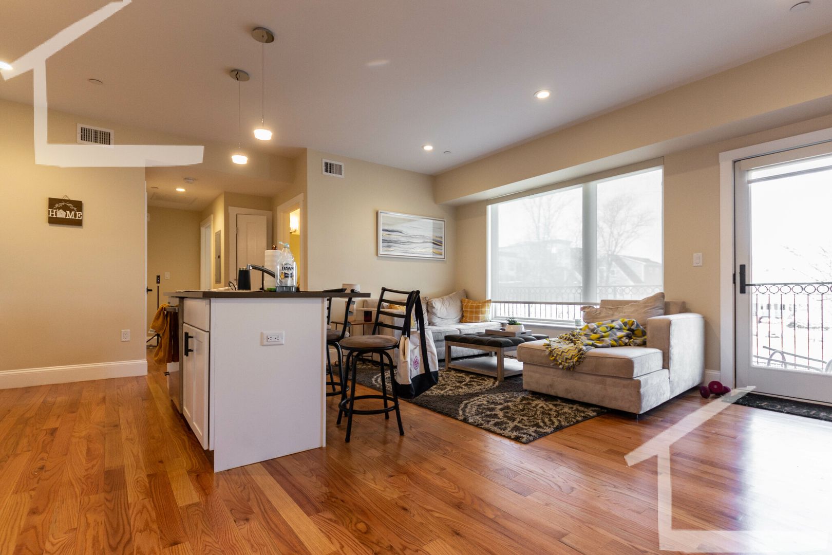 Boston House: 17 Glencoe St