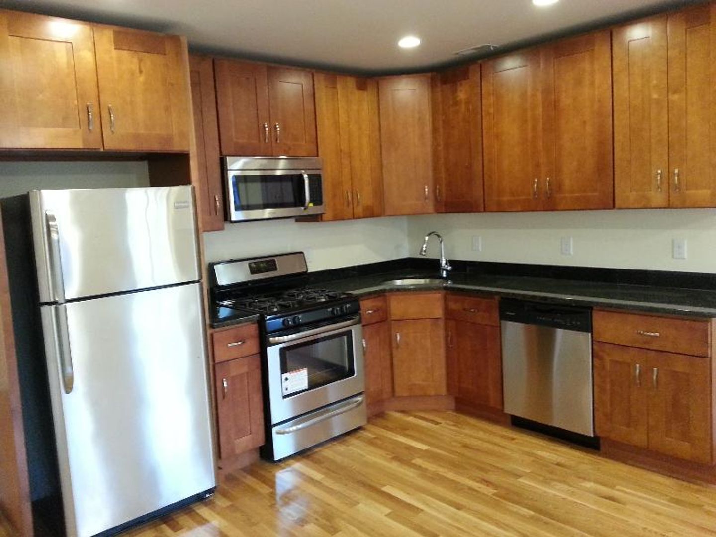 Boston House: 84 Linden