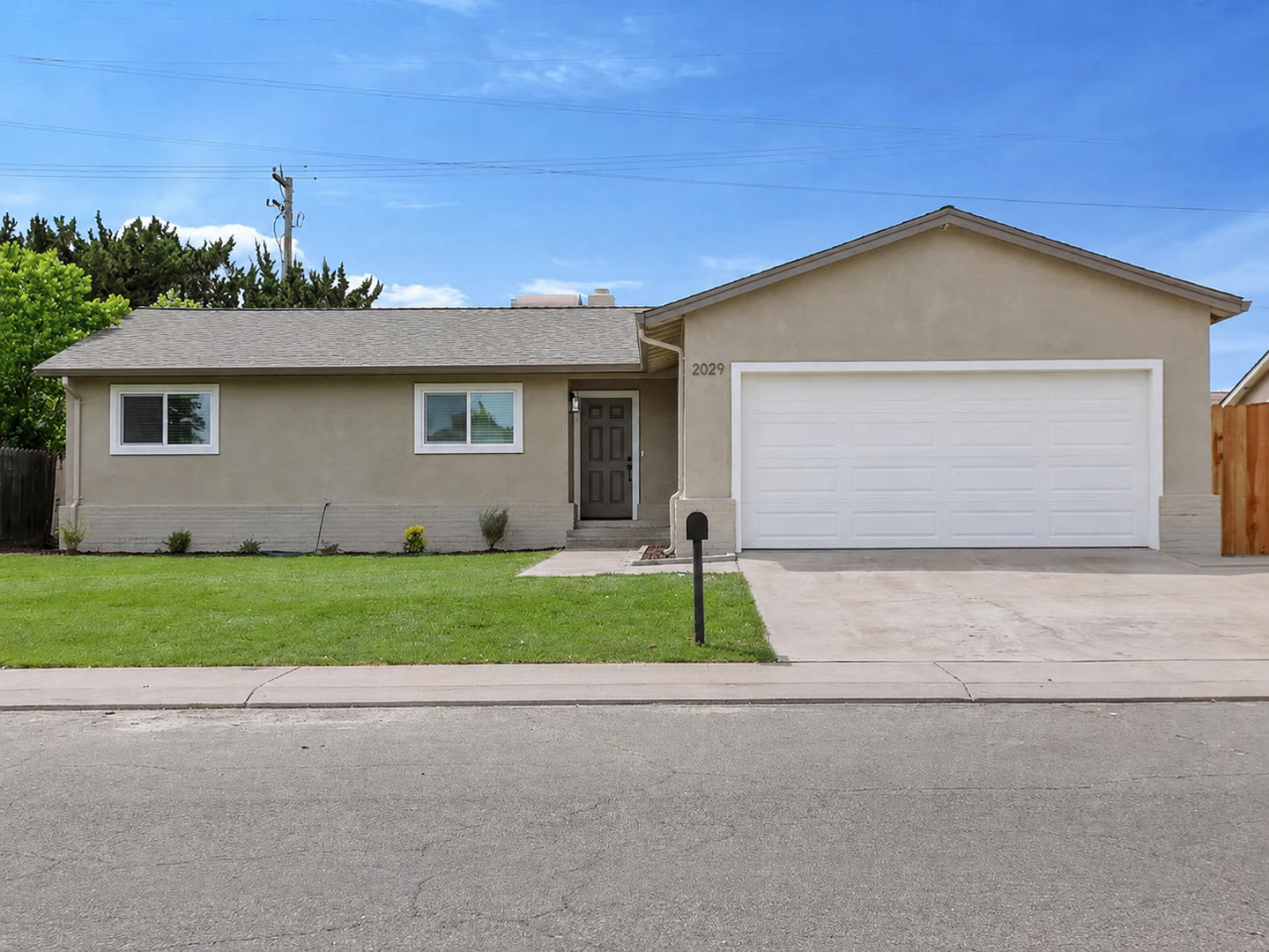 Ceres House: 2029 Venus Dr