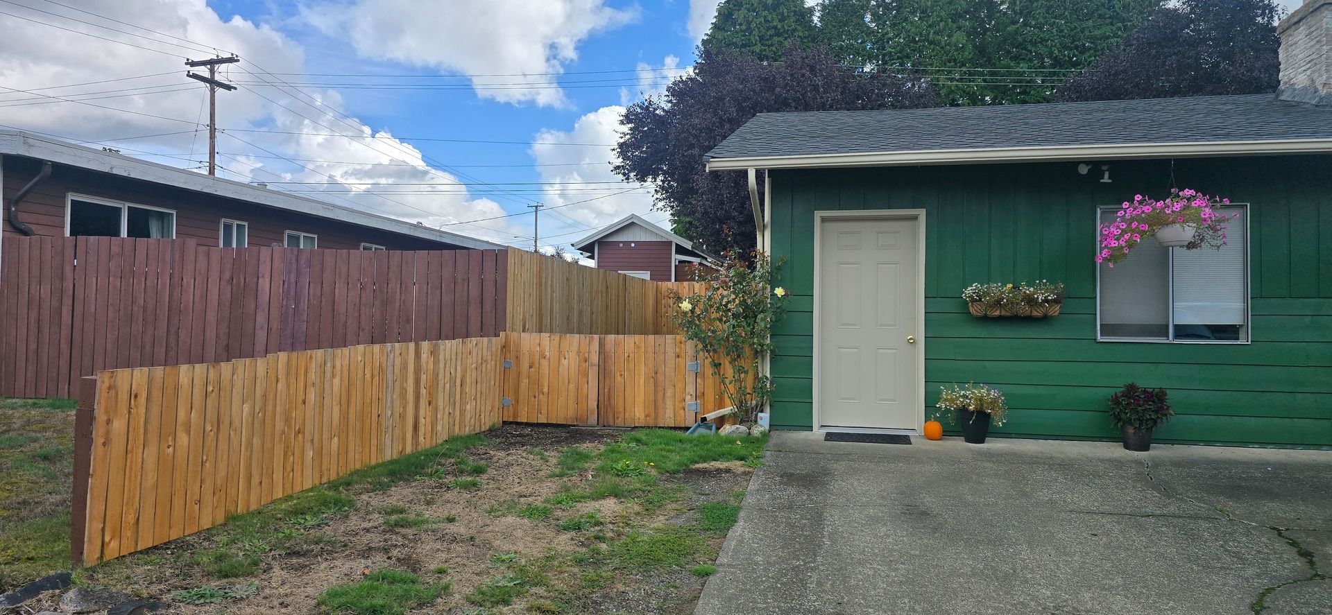 Shelton House: 2022 Madison Street