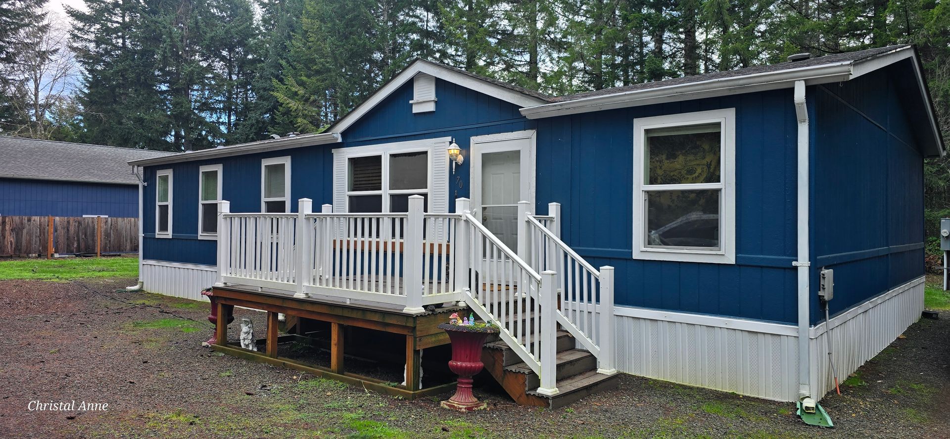 Shelton House: 70 Angel Way