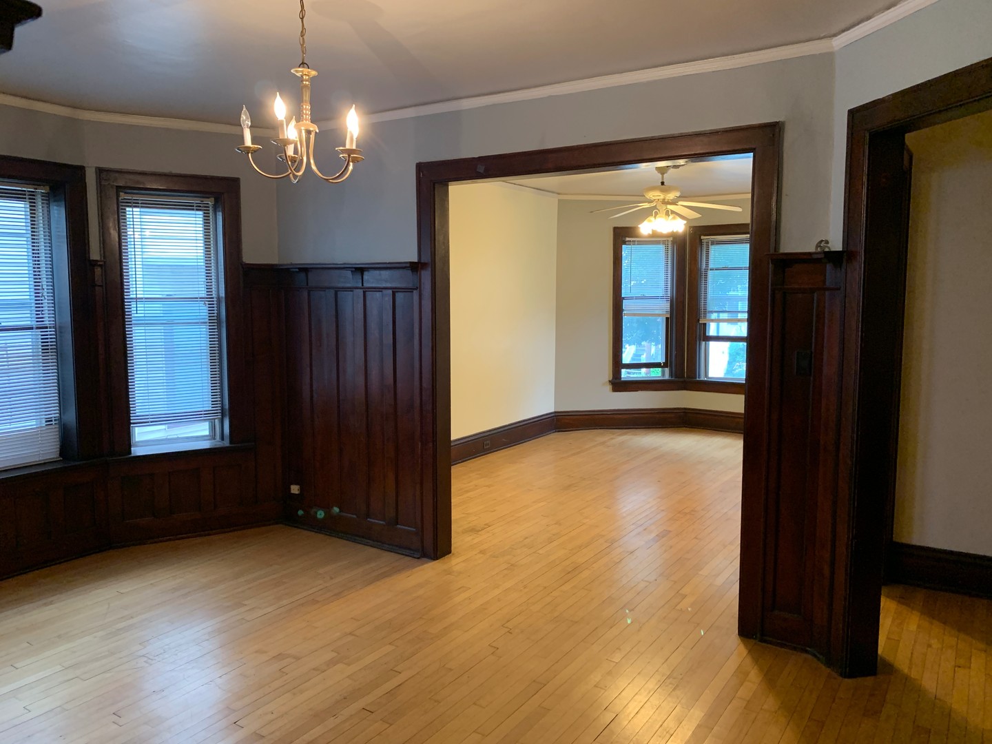 Milwaukee Apartment: 1838 N Oakland Ave