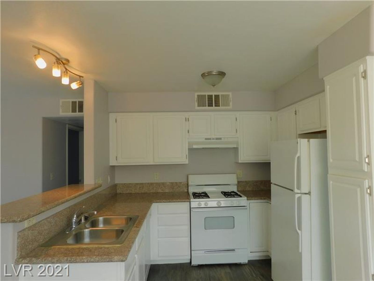 Las Vegas Condo: 5710 Tropicana #2184