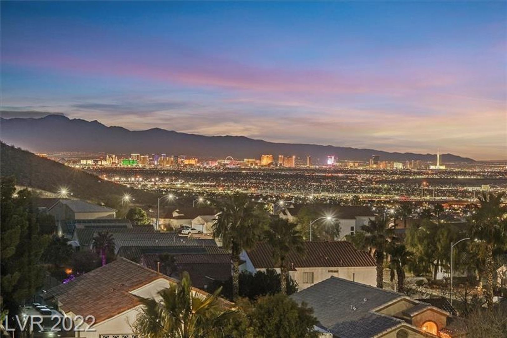 Henderson House: 372 Rosefinch