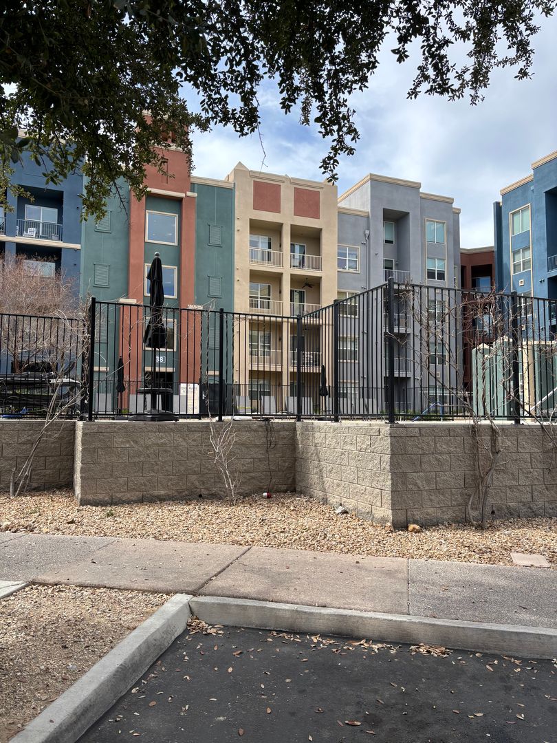 Las Vegas Condo: 38 E. Serene Unit #221