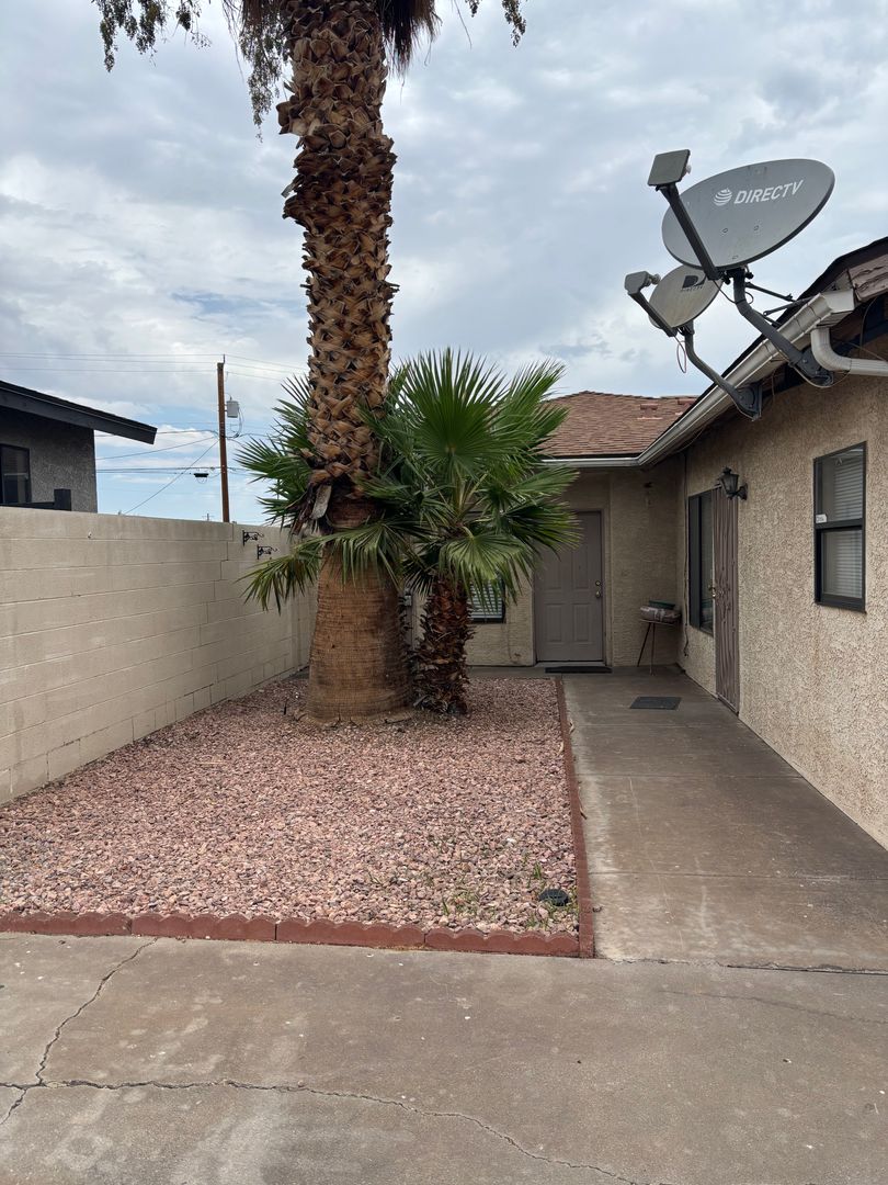 Henderson House: 211 Zinc #A - 211ZINCA
