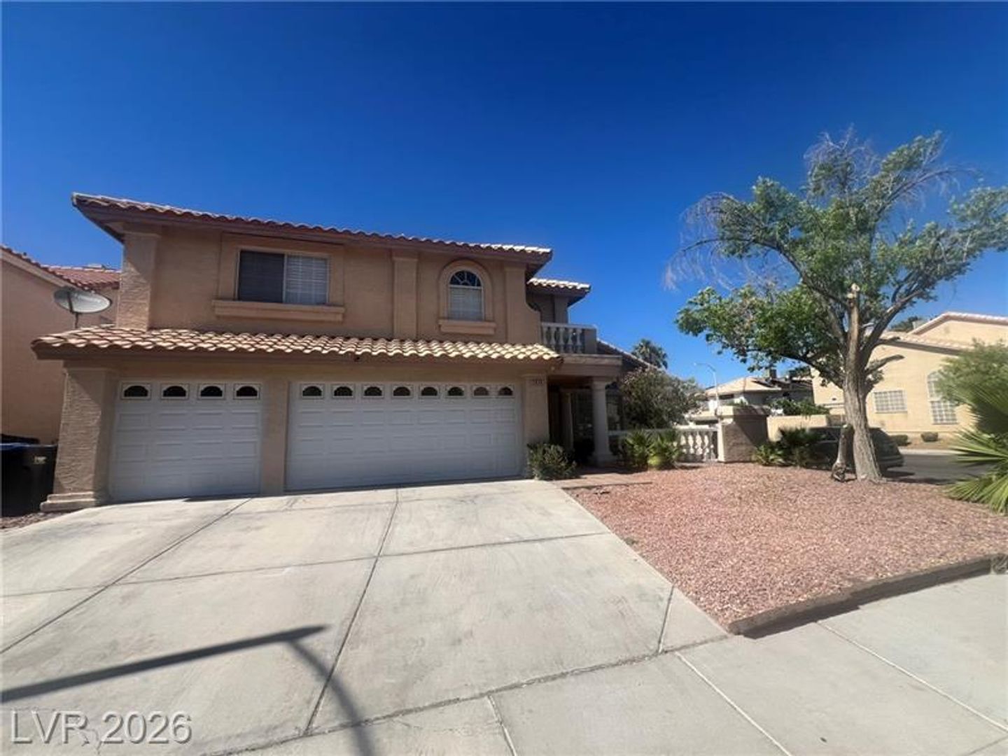 Henderson House: 2836 Via Florentine St