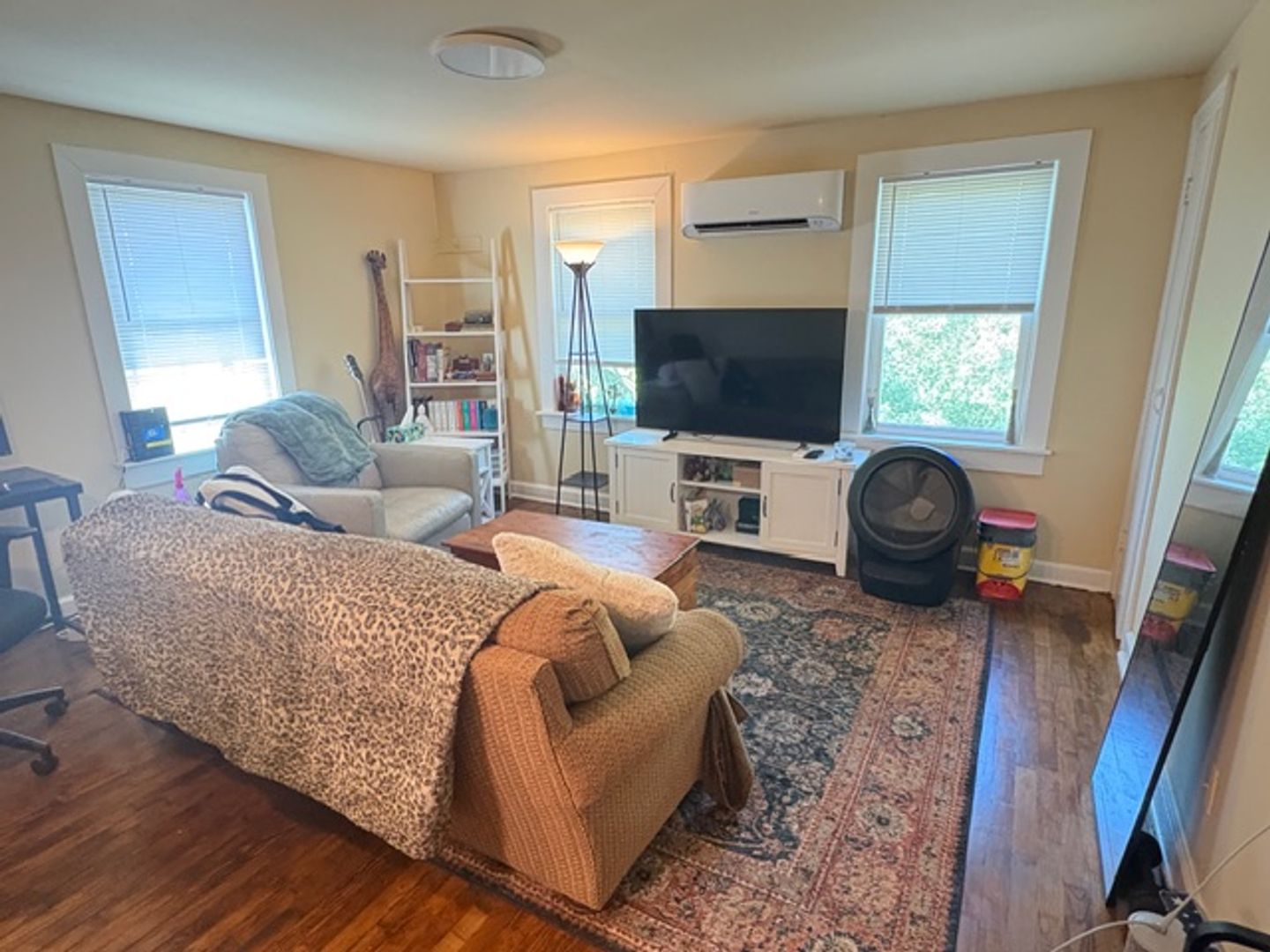 Fayetteville Apartment: 134 locust Ave 1-4