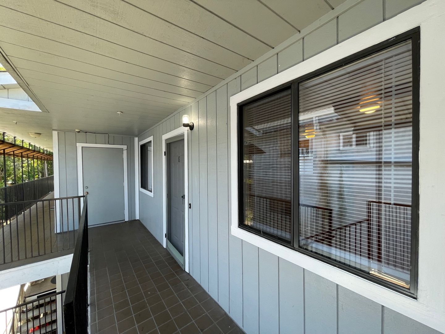 Oakland Apartment: 3802 39th Avenue - Apt 8